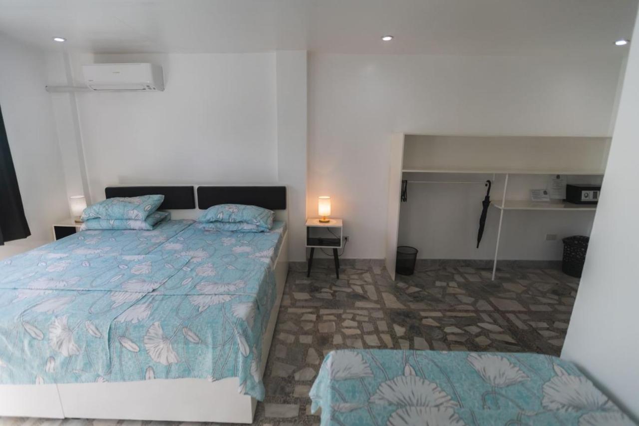 The Three P Beach Resort & Dive Center Agnay Екстериор снимка