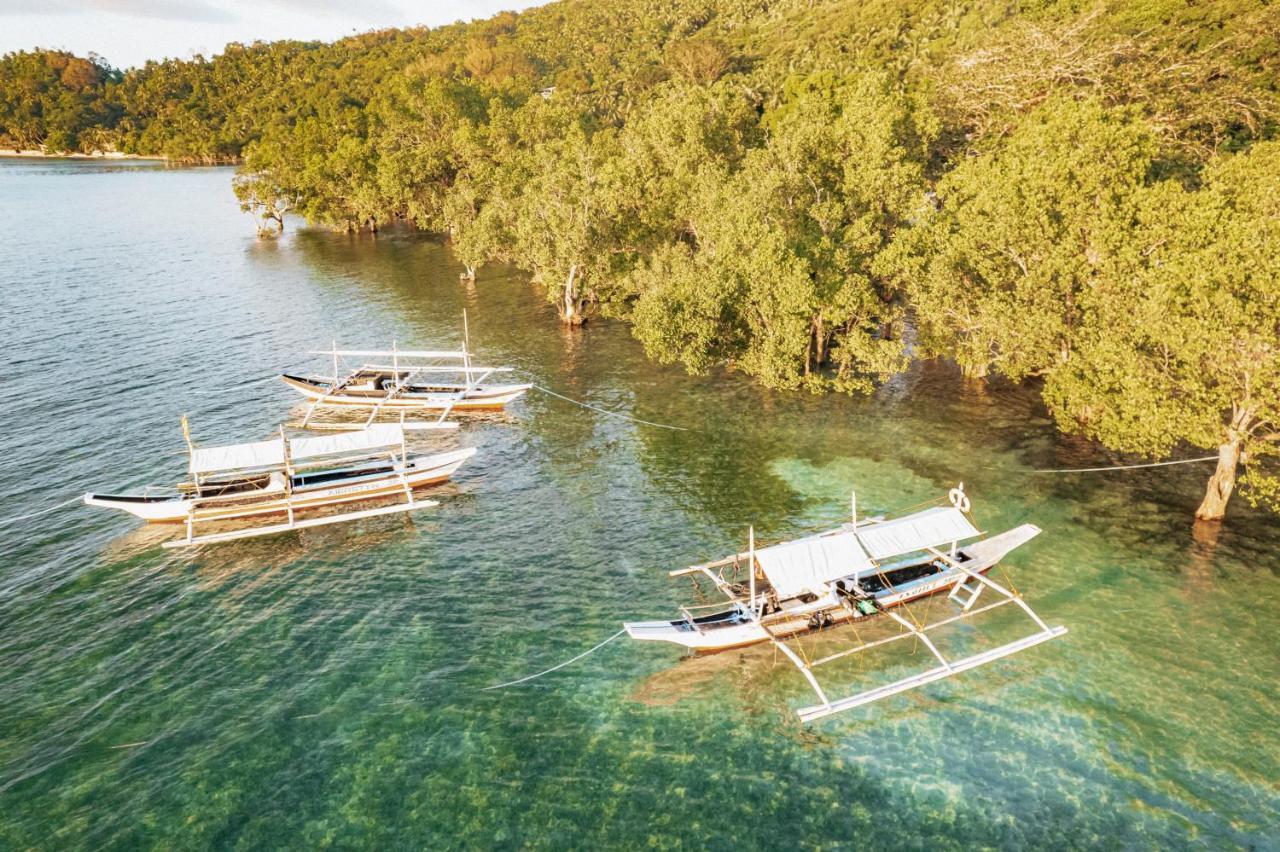The Three P Beach Resort & Dive Center Agnay Екстериор снимка
